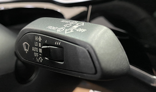 調整雨刷擺動速度